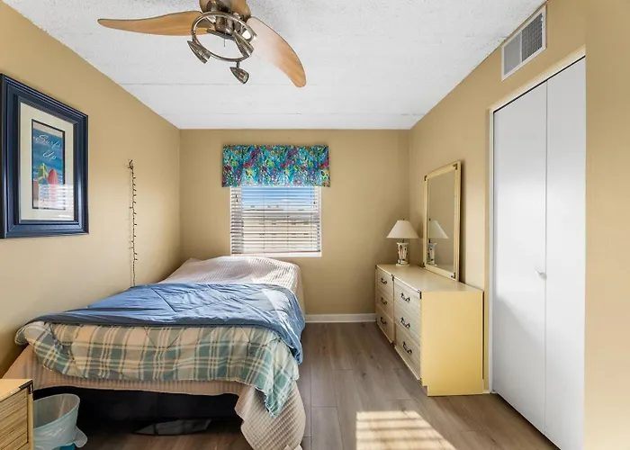 Apartment Sea Witch North 303 *